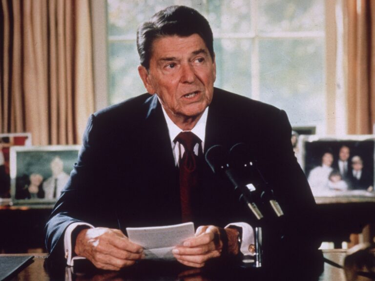 Ronald Reagan presidente de los Estados Unidos