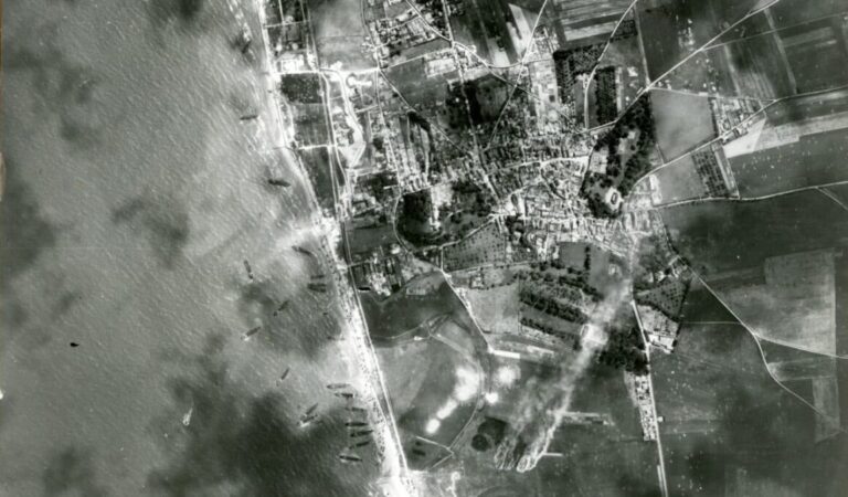 Fotografía aérea del desembarco en Normandía